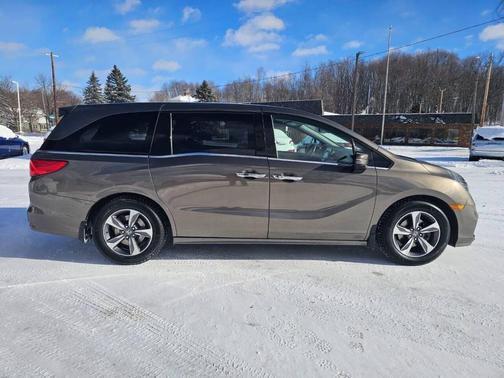 2019 Honda Odyssey Elite