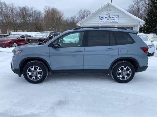 2022 Honda Passport AWD TrailSport