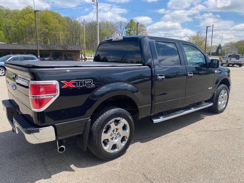 Tuxedo Black Metallic 2012 Ford F-150 XLT