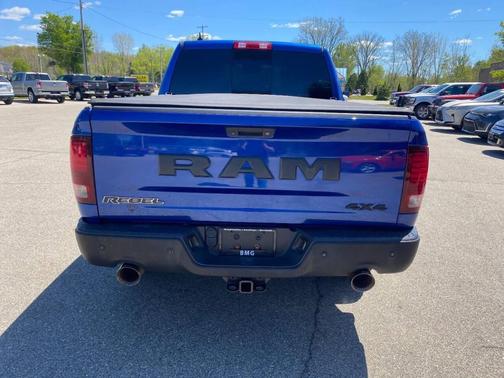 Blue Streak Pearlcoat 2018 RAM 1500 Rebel