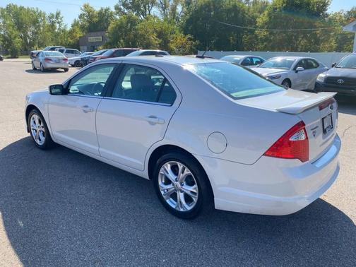 2012 Ford Fusion SE