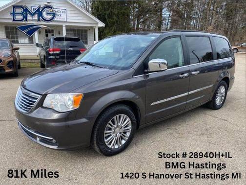 2016 Chrysler Town & Country Touring-L