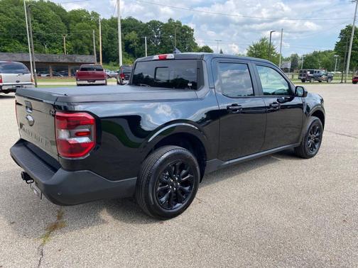 Shadow Black 2024 Ford Maverick Lariat