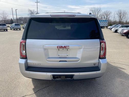 Quicksilver Metallic 2015 GMC Yukon SLE