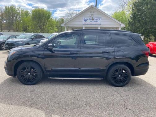 Crystal Black Pearl 2021 Honda Pilot AWD Black Edition