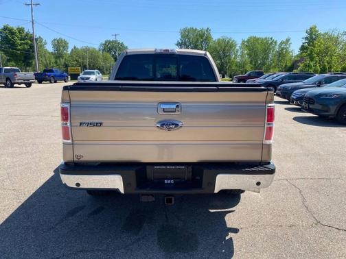 Gold 2013 Ford F-150 Lariat