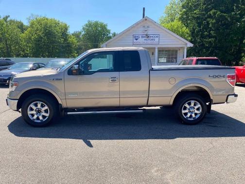 Gold 2013 Ford F-150 Lariat
