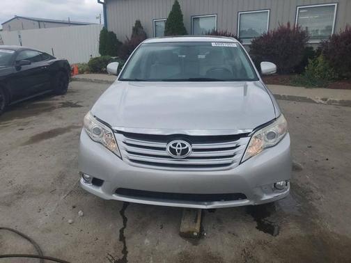 2011 Toyota Avalon Limited