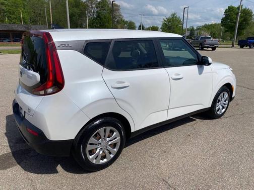 Snow White Pearl 2020 Kia Soul LX