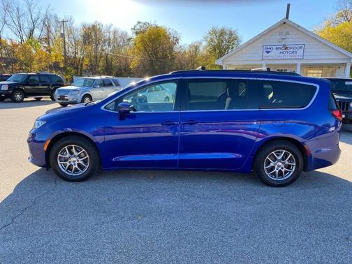 2021 Chrysler Pacifica Touring