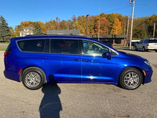 2021 Chrysler Pacifica Touring
