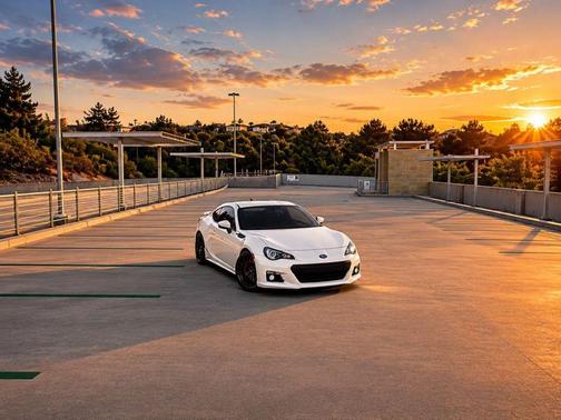 Crystal White Pearl 2015 Subaru BRZ Limited