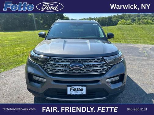 Carbonized Gray Metallic 2023 Ford Explorer Limited
