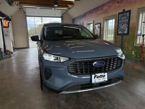 Vapor Blue Metallic 2024 Ford Escape Active