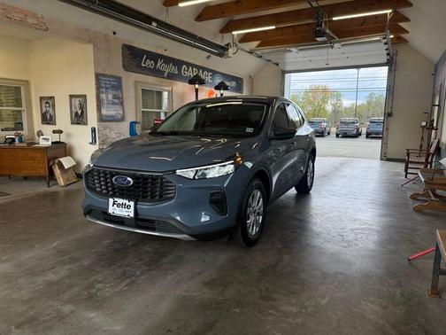 Vapor Blue Metallic 2024 Ford Escape Active