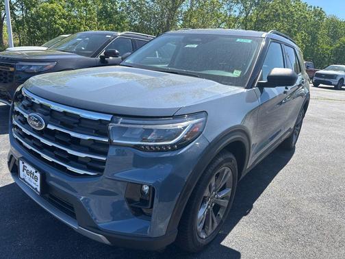 Vapor Blue Metallic 2026 Ford Explorer Active