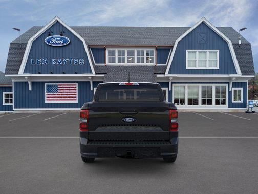 Shadow Black 2026 Ford Maverick Lobo Standard