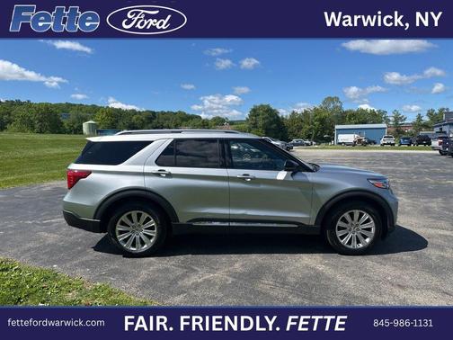 Iconic Silver Metallic 2020 Ford Explorer Limited