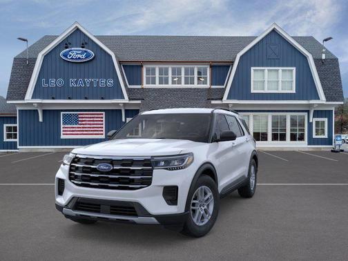 Space White Metallic 2026 Ford Explorer Active
