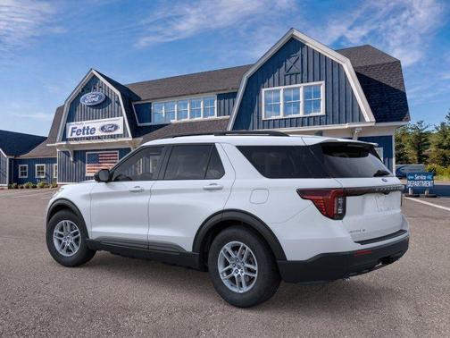 Space White Metallic 2026 Ford Explorer Active