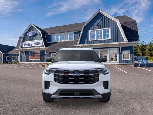 Space White Metallic 2026 Ford Explorer Active