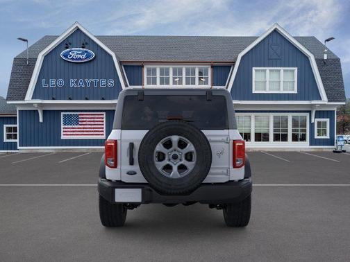 Oxford White 2026 Ford Bronco Big Bend
