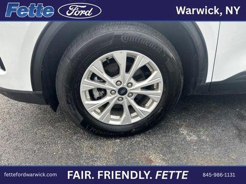 Oxford White 2024 Ford Escape Active