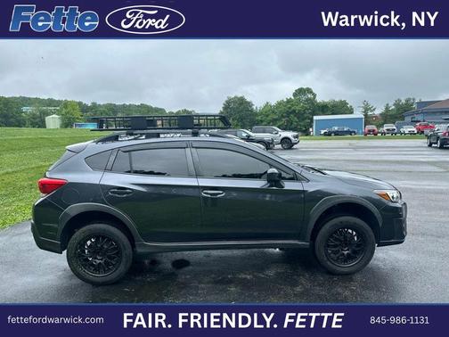 Dark Gray Metallic 2018 Subaru Crosstrek 2.0i Premium