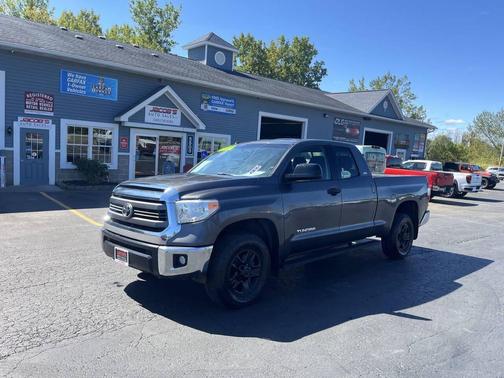 2015 Toyota Tundra SR5