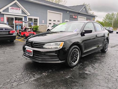 Black Uni 2016 Volkswagen Jetta 1.4T S w/Technology