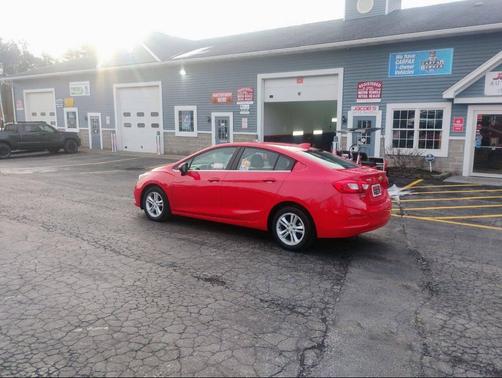 2016 Chevrolet Cruze LT Auto