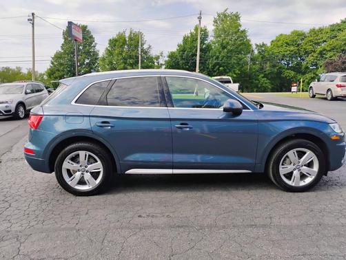 Navarra Blue Metallic 2018 Audi Q5 2.0T Summer of Audi Premium