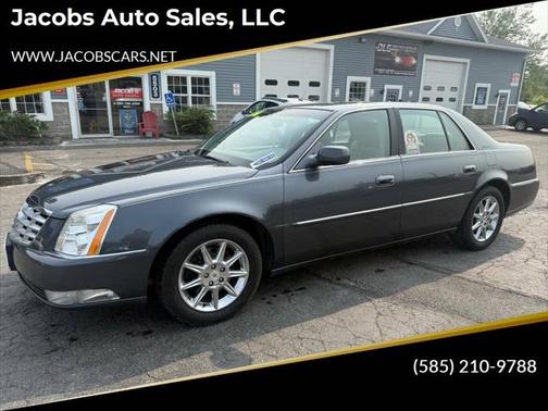 2011 Cadillac DTS Luxury Collection