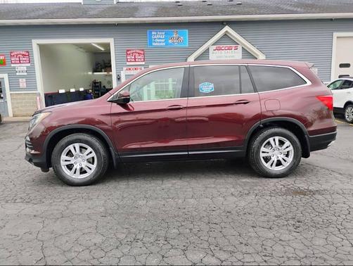 Burgundy 2017 Honda Pilot EX-L
