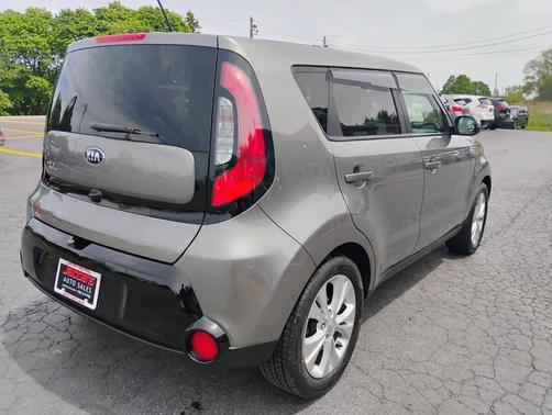 Titanium Gray 2016 Kia Soul +
