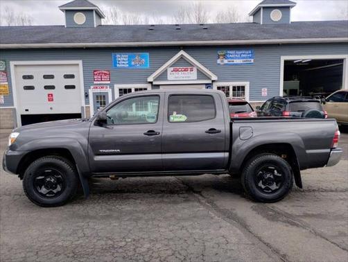2014 Toyota Tacoma Base