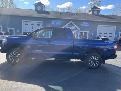 2015 Toyota Tundra SR5