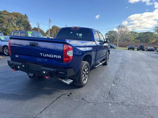 2015 Toyota Tundra SR5
