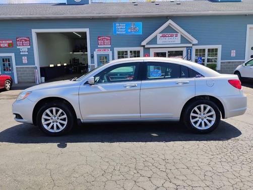 Bright Silver Metallic Clearcoat 2012 Chrysler 200 Touring