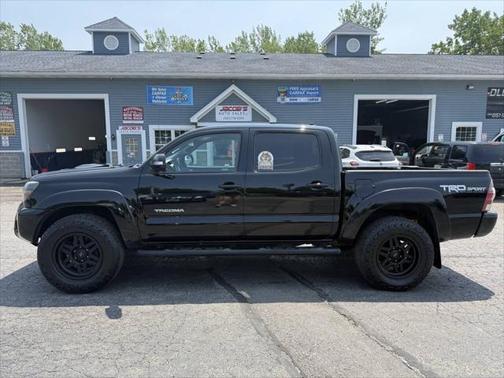 2014 Toyota Tacoma Base