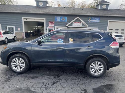 2015 Nissan Rogue SV