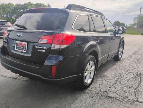 Crystal Black Silica 2014 Subaru Outback 2.5i Limited