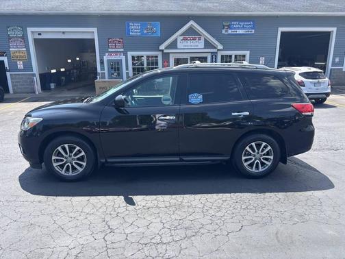 2015 Nissan Pathfinder SV