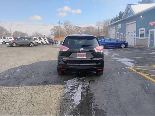 2015 Nissan Rogue S