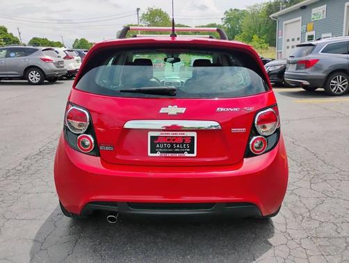 Victory Red 2013 Chevrolet Sonic RS