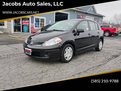 2011 Nissan Versa 1.8 S