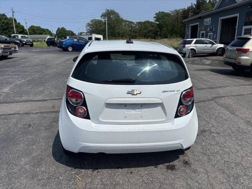 2016 Chevrolet Sonic LT