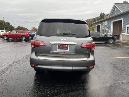 2016 INFINITI QX80 Base