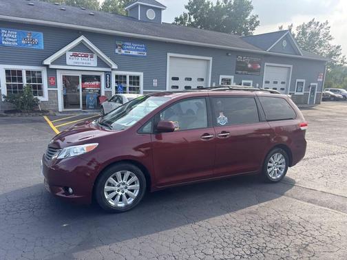 2014 Toyota Sienna XLE