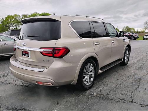 Champagne 2019 INFINITI QX80 Luxe